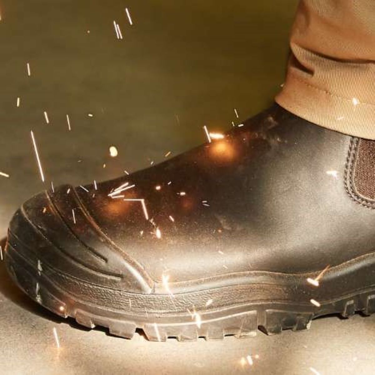 Mongrel Premium Elastic Sided Boot with Scuff Cap